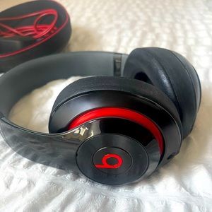 Beats Studio 2 Wired Over-Ear Headphones